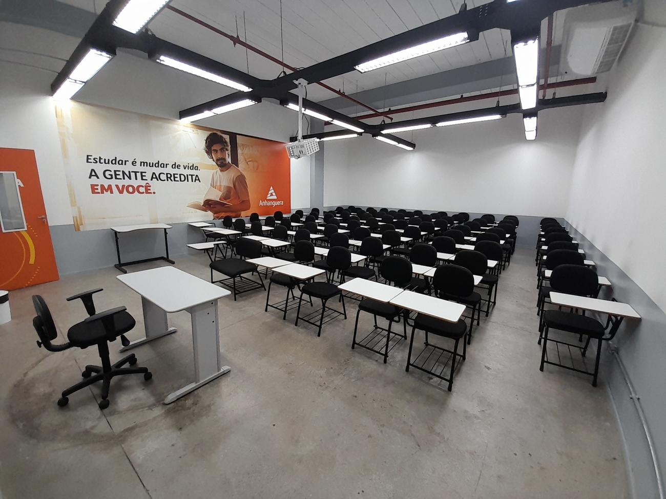 Anhanguera São João de Meriti para Reunião e Evento, São João de Meriti ...